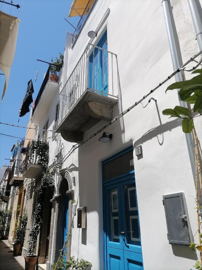 Appartamento la casa dell'architetto con terrazza panoramica in centro storico e a due passi dal porto Città di Lipari Esterno foto